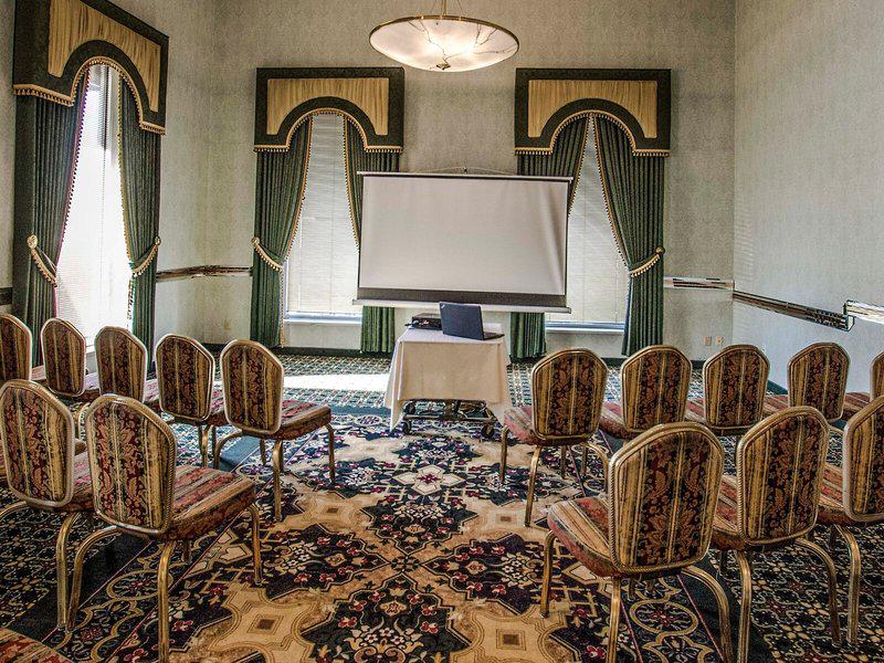 CAA9679E16149F68067D428687EB5C0A