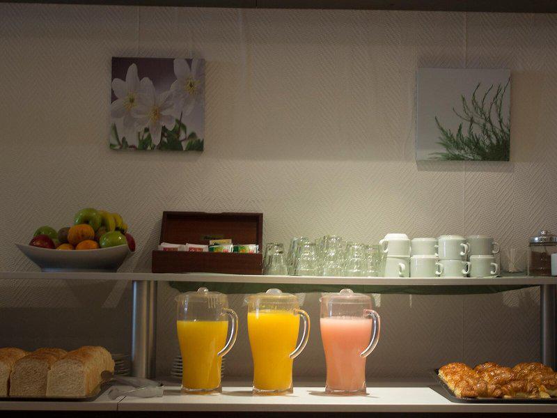 95EF0BA45624F14EEFBC7BA649A0E93C