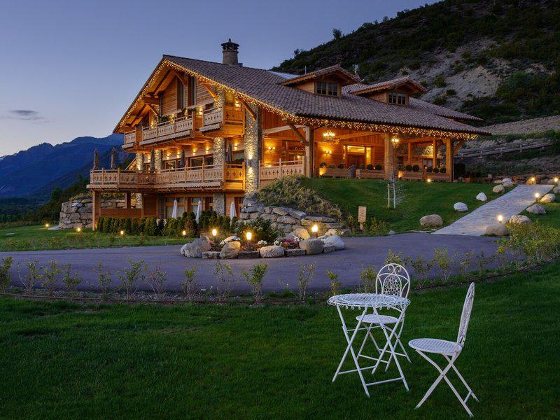 18007E6D22C52BF2CBF1E161F10FE796