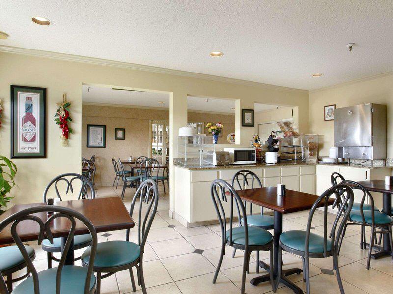 32341CBBCAE069A705BED3841694D084