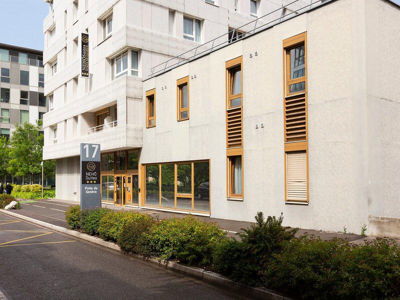 569813BD8EB56EACE33BA6CDCA70ADEB