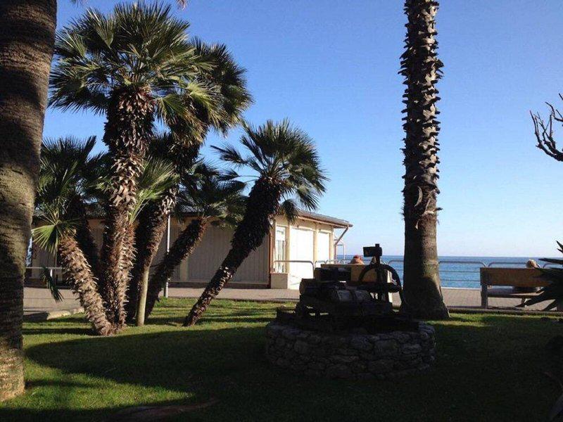 EC7AF04BB9CF9405318B97F110E2B4BC