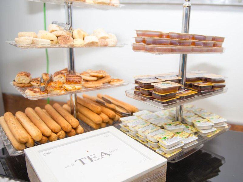 FBD1C937FC5D3A9177F7F922BAF0071C