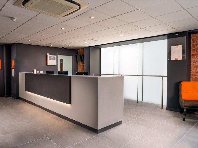 3747AD3015A3ED09615756451F256D6E