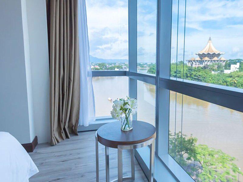 D4FA36204F3C3343FEA13285D2101E50