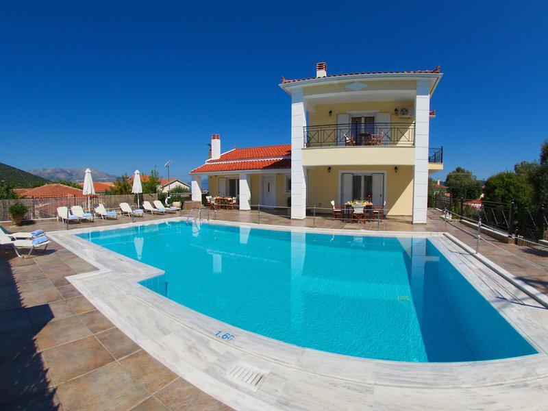 B4AAB35D68B914F27967B5F052DD16D6