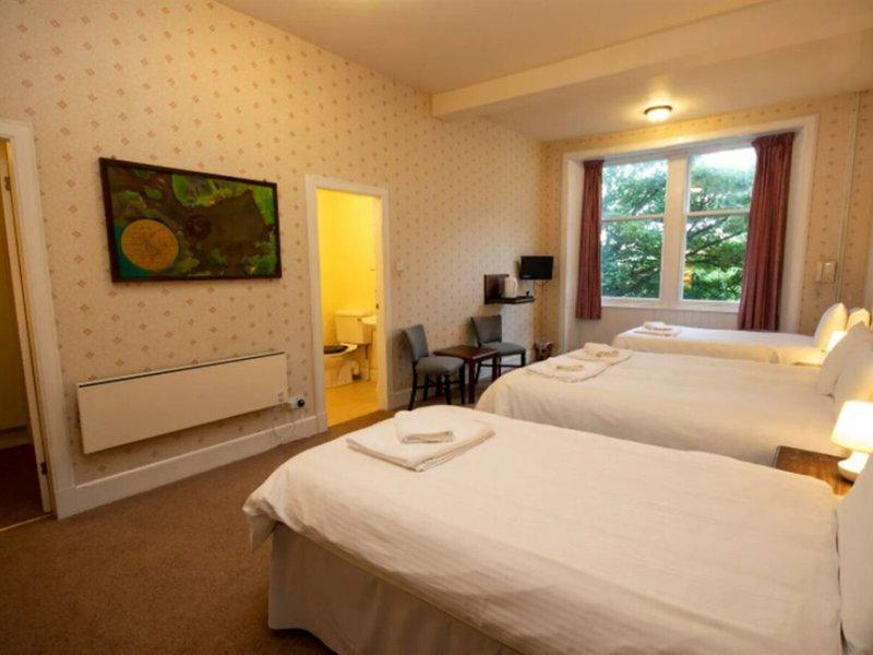 385C4B49E7B306D2C6FCC41EDE77F5D1