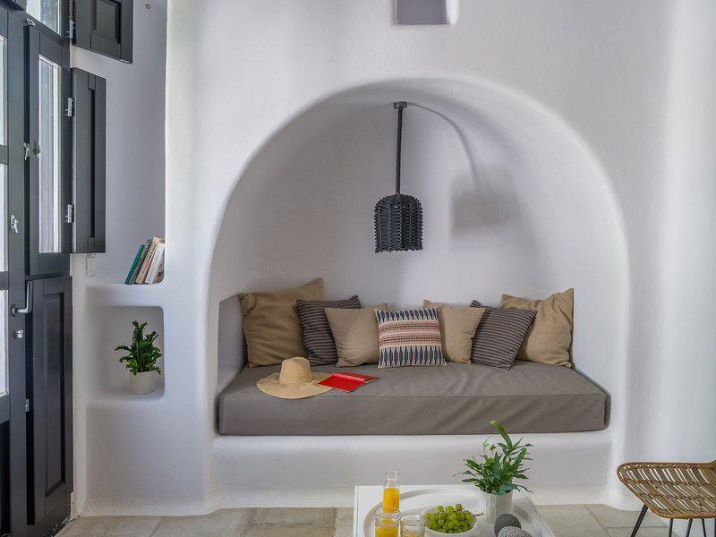 3569896F4A1F3DB1AD7F220C0DBC7F55