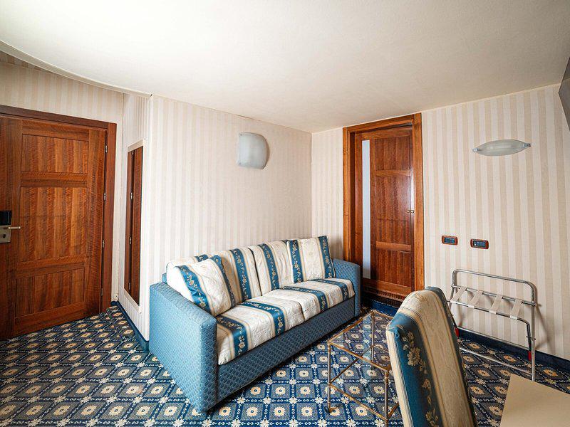 96EB7D7257A71D0A643D7E293DEA701F