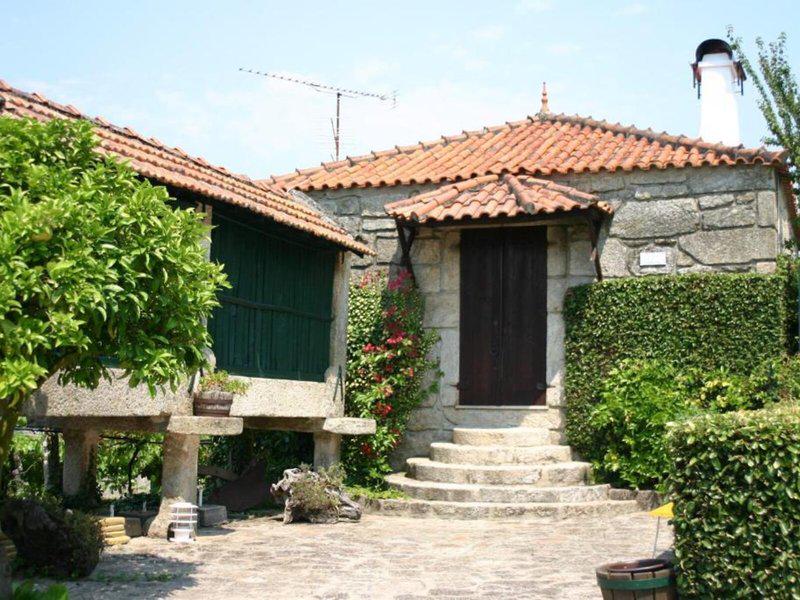 940031B7FDBC73E13405BAF276D04C1B