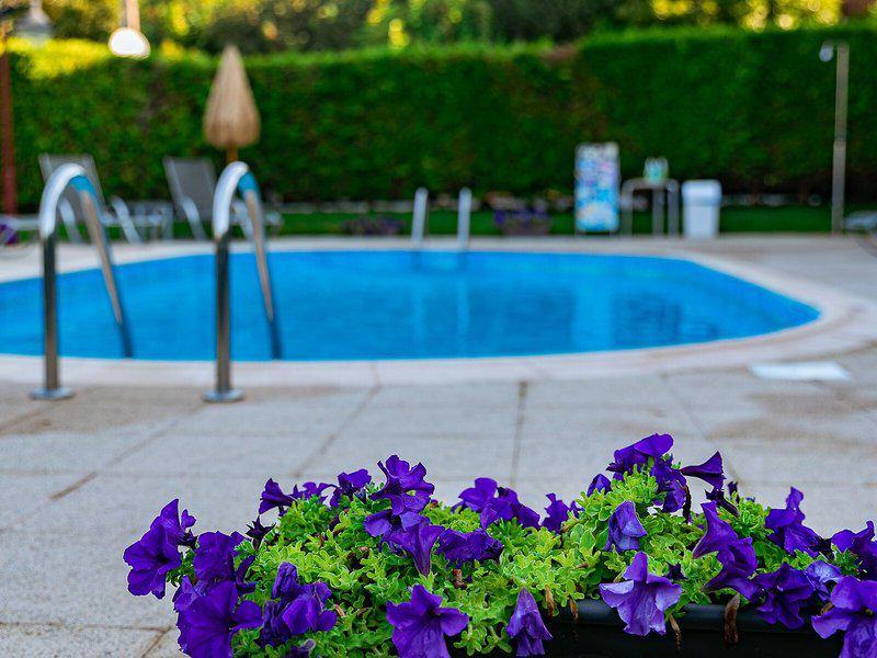 2D28EFE8D6F4445ACBC0EC5ED453A2D8