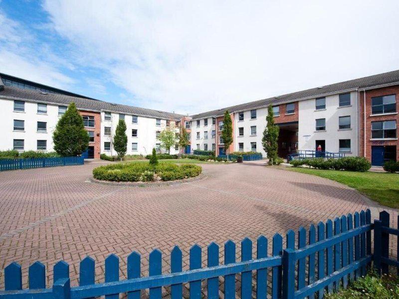 7E49C503B9327230E46DFD0436D4E17D