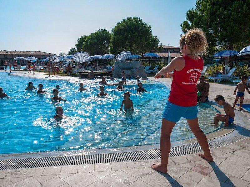 E4137A8B0306A6CC939E333741D86A03