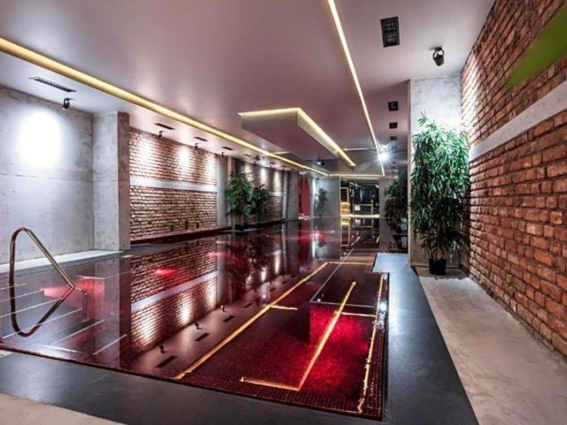 F81305CAD7B7CDBBBC0A47F7E7E1BE68