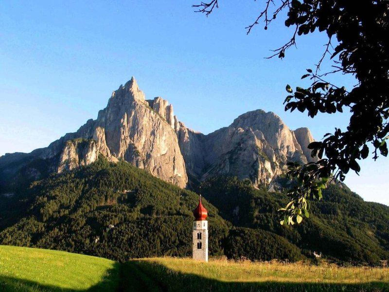 5B00E8B5AF15AE272196366626DC4BA3