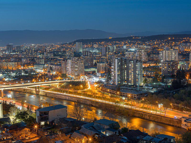 5F05E4EF94D6E77F1E568820D2BA3519