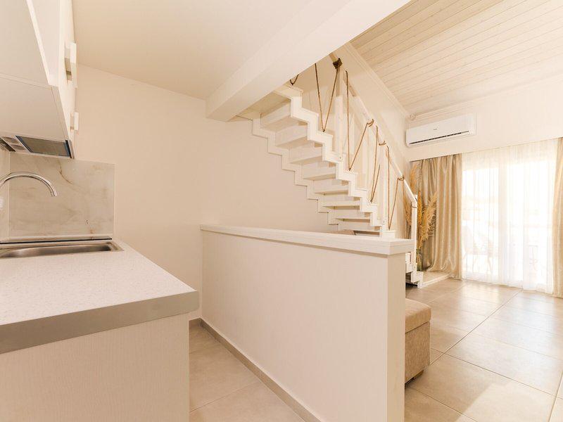 AFEFD5A34D4F6E68503A81176A94F8ED