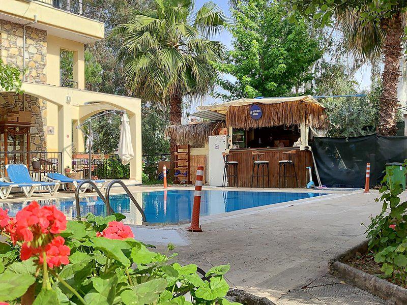 18310FAEB4CF6DAAF1CD41FD18D055DD