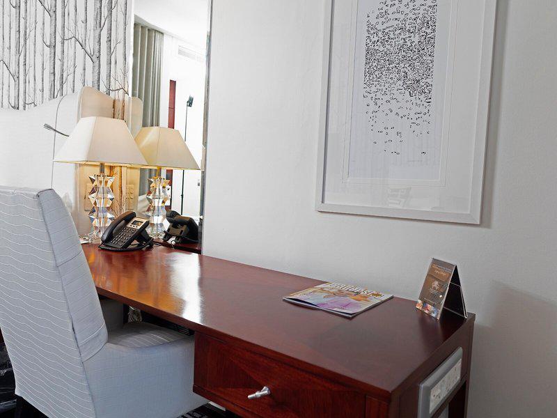 9D6CC8C13DB36399FB8DD107B11B6E9B