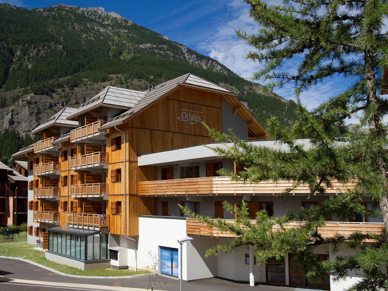 F7B1EC979357CE1A3BAB101A2DC321D6