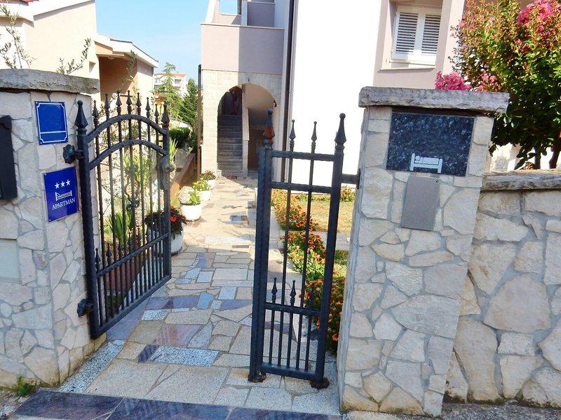 91159417C934F2DD5B208038F9EAE0D7