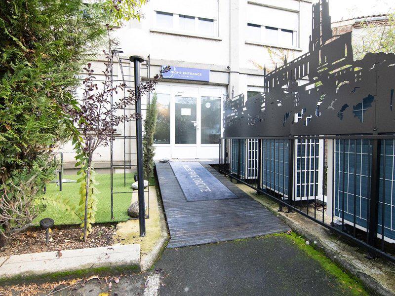 A070A1DDB240EE5257E3ACBCC97A7C86