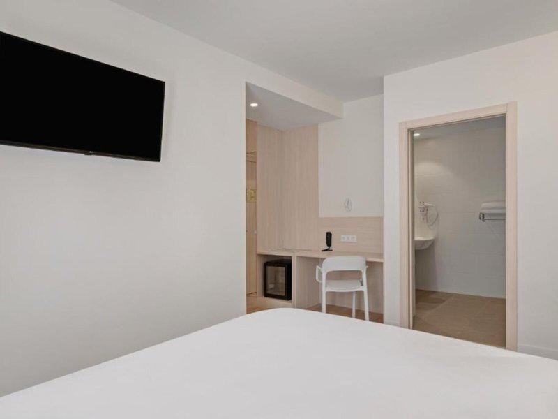 70564A944722729F4C52BA04DE6B7E1B