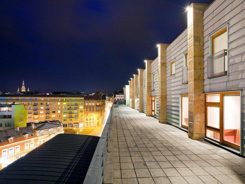 4BED489BE9B514F33C02E48BA4F2045A