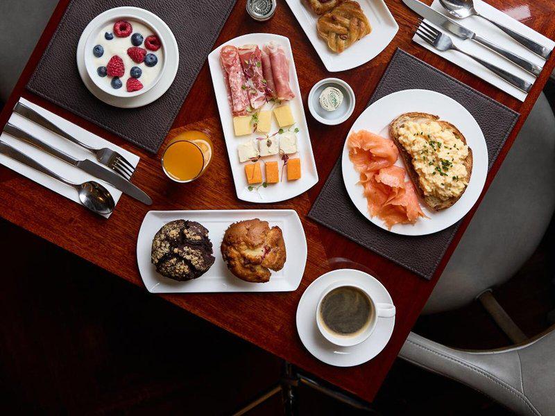 975E6BC6CBA2170F3C0A3F5AD665D2B0