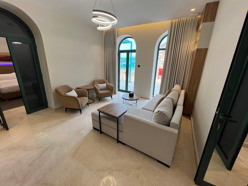 820F7C21BB5045766347853650DDA937