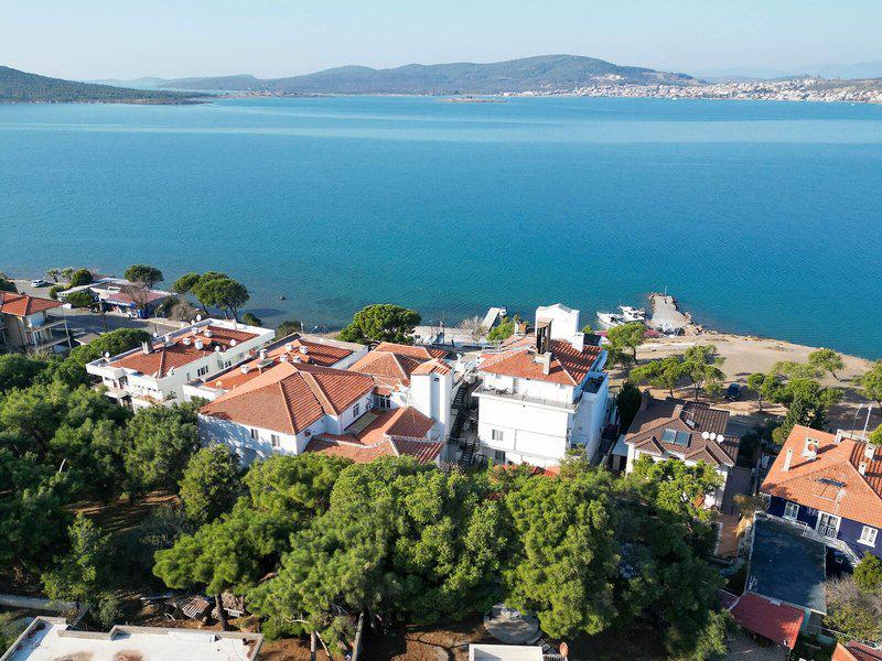 565AE6CA15BD97A8BDDF0CCA90B6107D