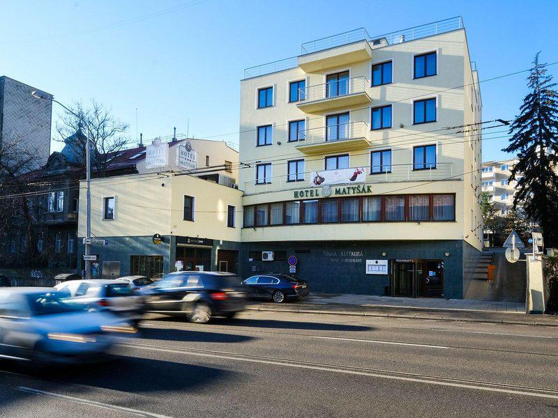 18D2751F6ADF1E939A8A98E49A9FC7E1