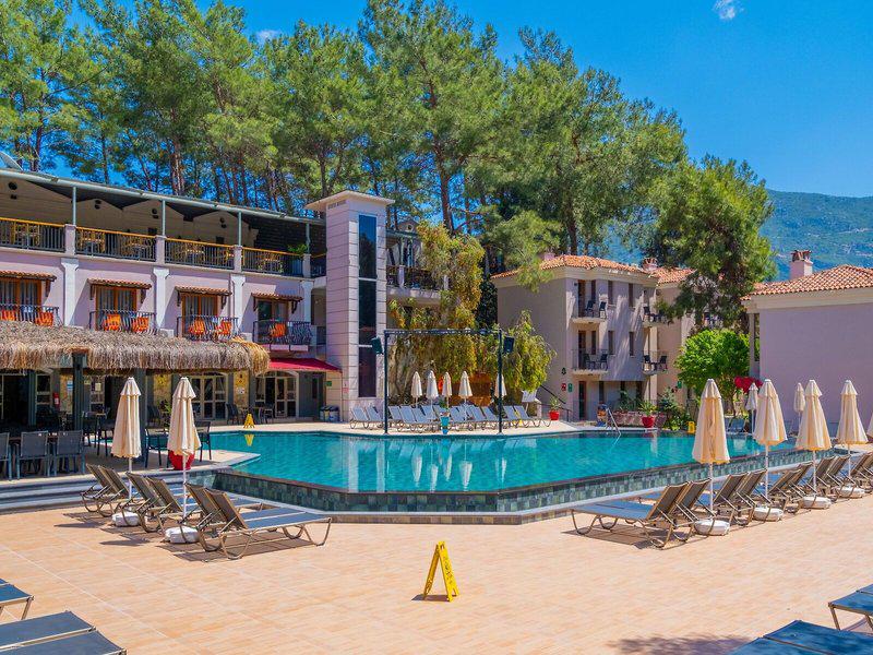 BF408F82A73F52C6445FF27433E5B5A3