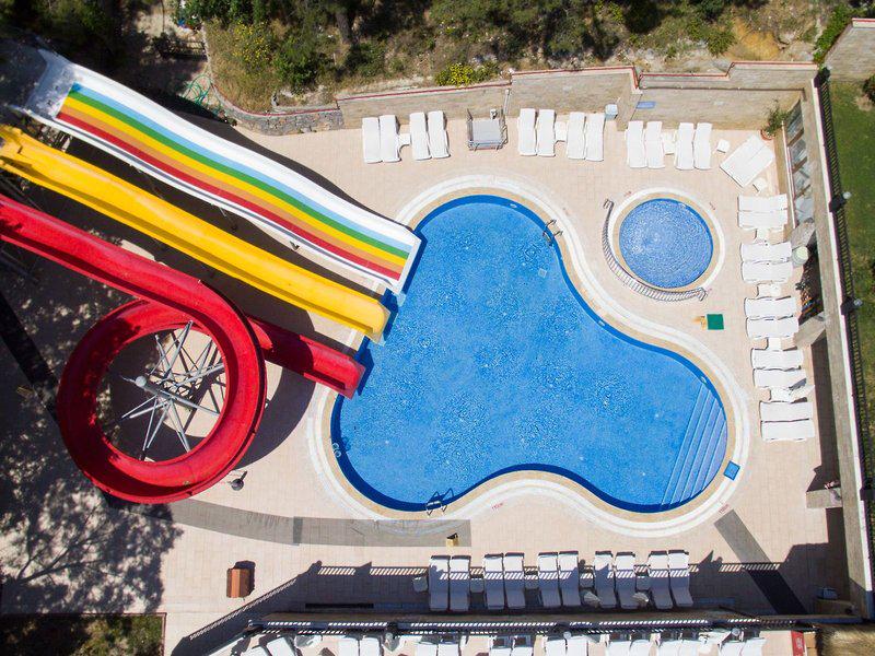 009E939B26613CAA82200D8028B34EB3