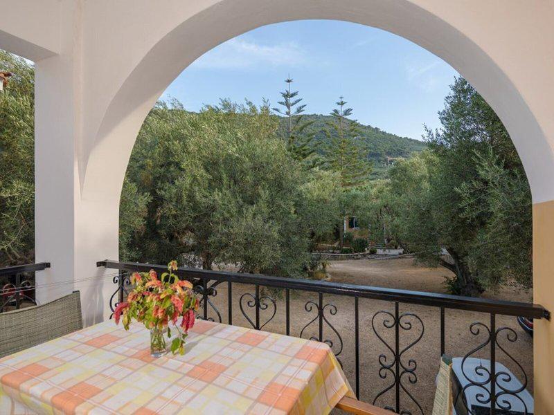 DA6C566AED989E35ACE921978518C868