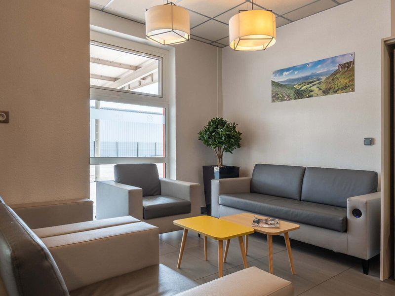 A18CD1463D684DBCFD3AE54470C78056