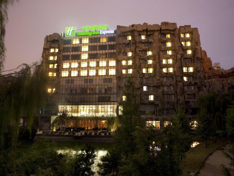 C6D7884D6357D61CE416832E2580EE97