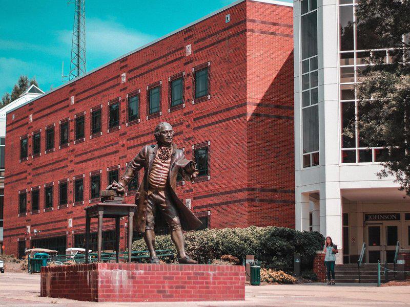 8326D7D55CD976C2D6D7BE9D73D22D13