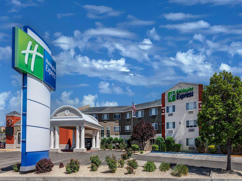 894E43B52AA407DC5641C6A33CA697C6