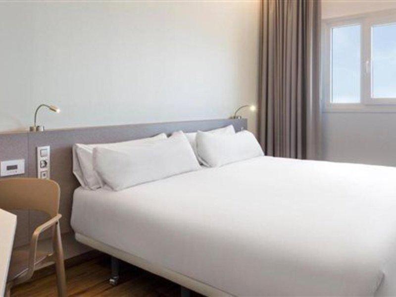 D739BC4AF315B9ACF9AFAE7EE0C2683E