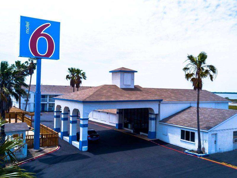 E41AC5BF71D70EE7F6D783F85F8AB50E