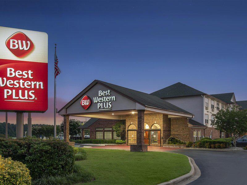 162D2003A57B6A39ADDD1E10C1469385