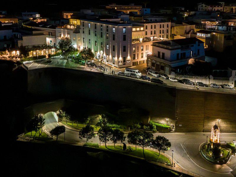 64D4998672A20B78B286F6714088D53B