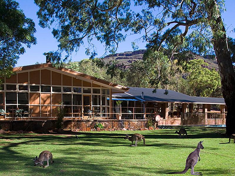 57F2A30E6698674D3A0777A7CA18ED9C