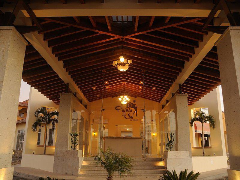 DC38DC6B5F2559EDE13E64BFF4F50398