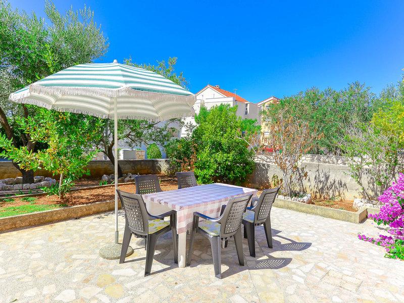 5381B6C5A5A4BEE9EA69F94A346936E0