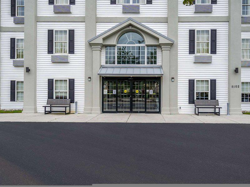 93B901320D7FF2BC432D16CEF5C16EDC