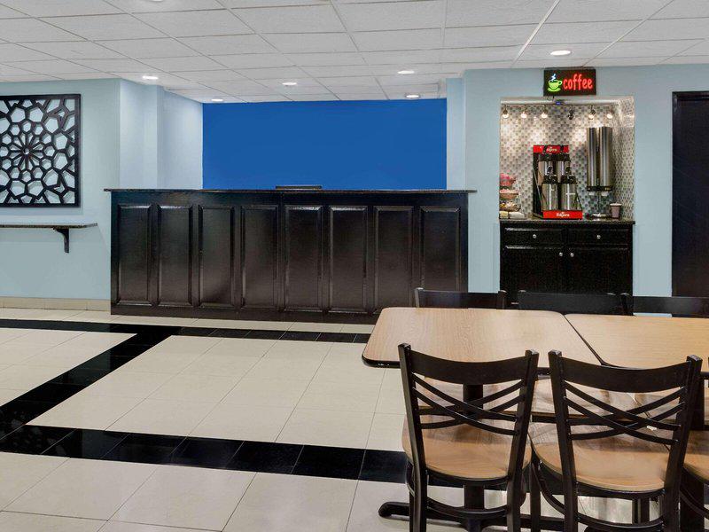 B4483DDAE368DCFA5D61B7B15B619AA8