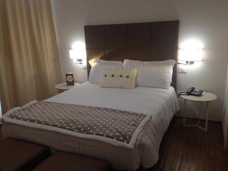 13ECFDAE486709F8CE41F6A400DAABCC