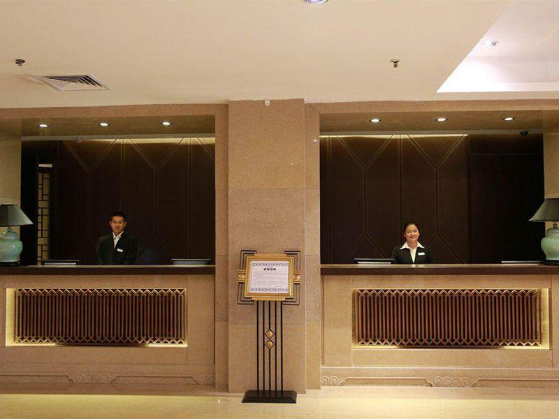 FBAEB35A63E4360B3BE68D68A5107F03